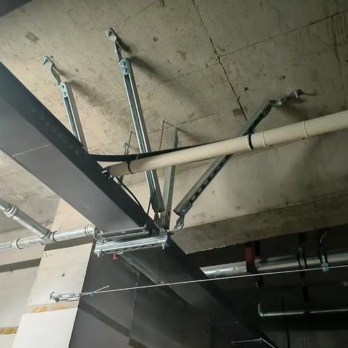 成品支吊架与抗震支架系统 电缆桥架及热镀锌母线槽的国标固定防震解决方案
